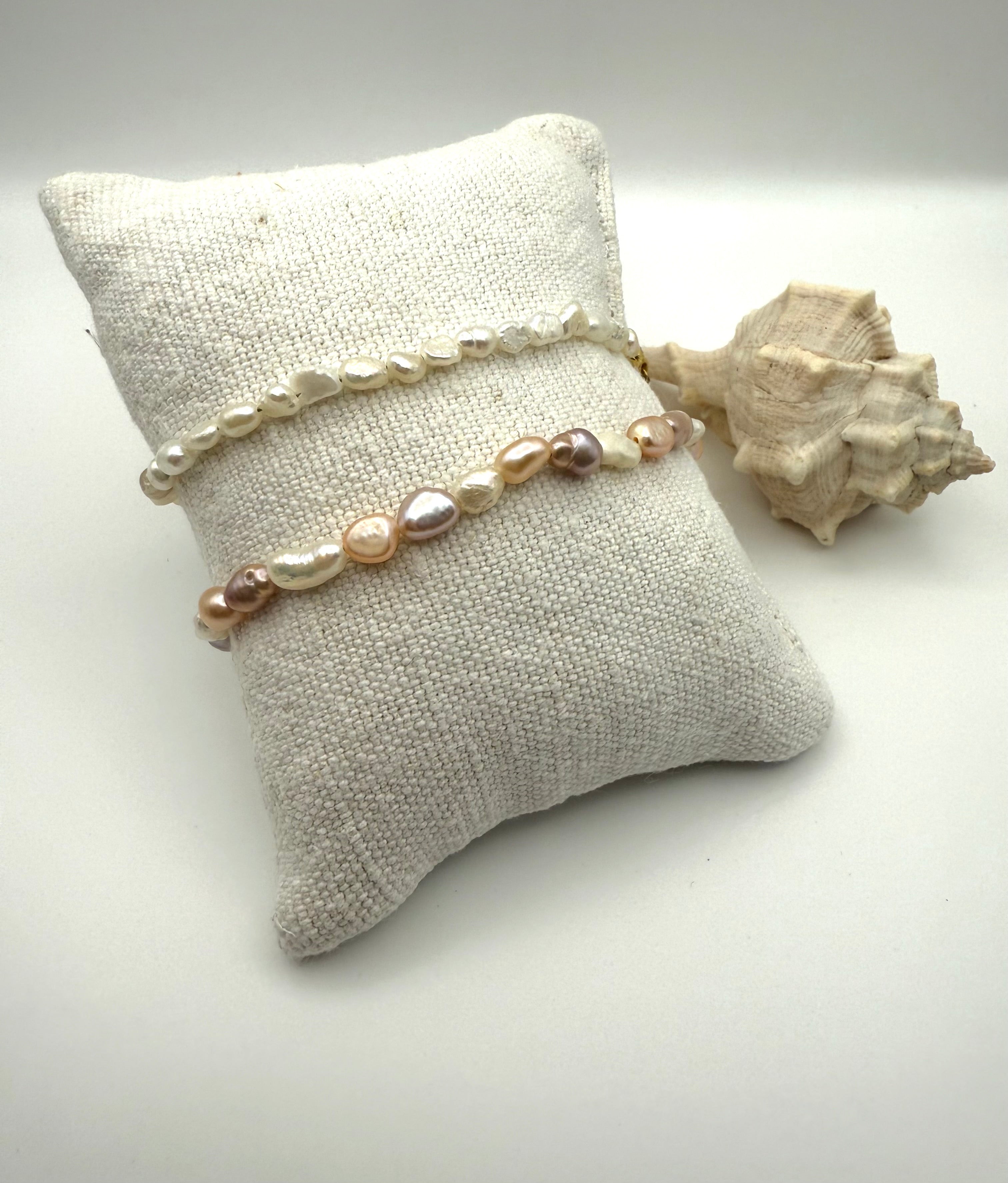 Timeless Pearls Armbänder